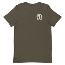 Lade das Bild in den Galerie-Viewer, T-Shirt Sanitäter weiß Brust