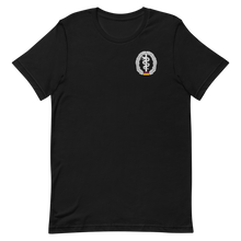 Lade das Bild in den Galerie-Viewer, T-Shirt Sanitäter weiß Brust
