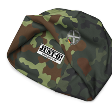 Lade das Bild in den Galerie-Viewer, Allover-Beanie Flecktarn Artillerie
