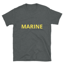 Lade das Bild in den Galerie-Viewer, T-Shirt MARINE gelb
